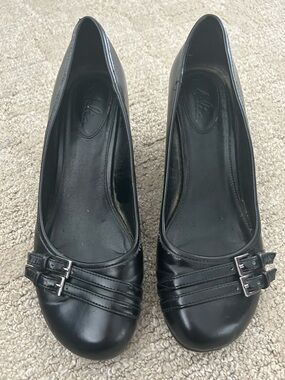 Aldo Black Leather Double-Buckle Ballet Flats